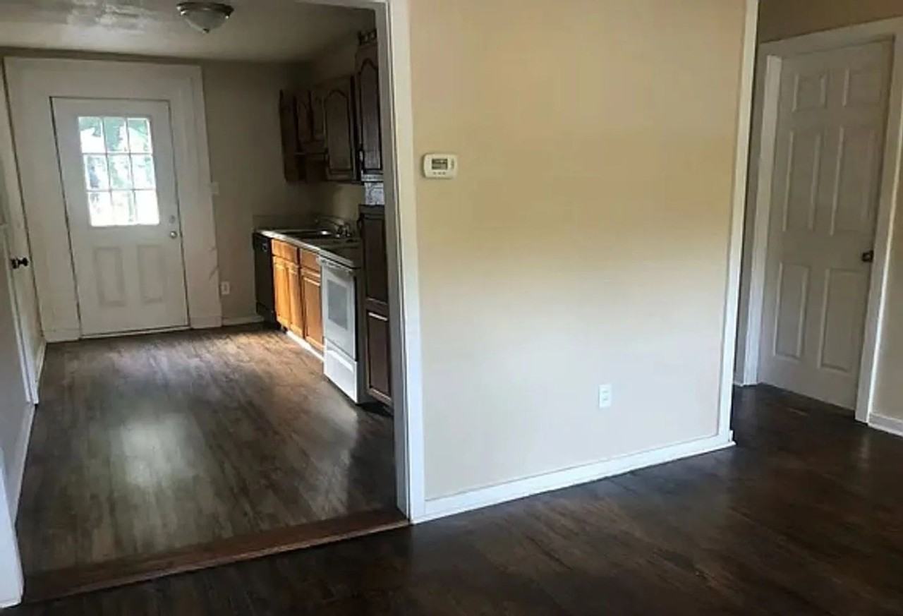 1905 Pake Ave - Photo 2 of 13