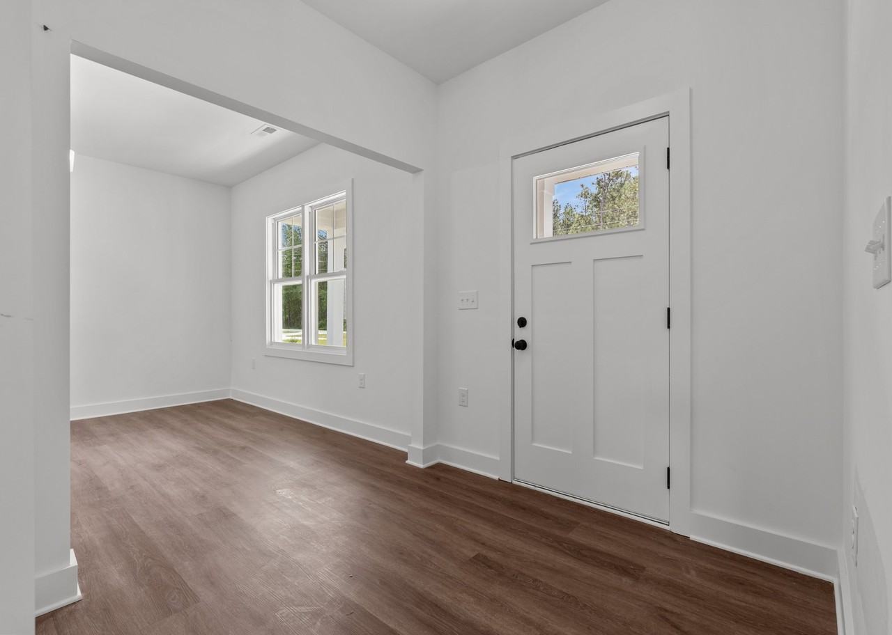 1571 Scull Rd #1 - Photo 2 of 20