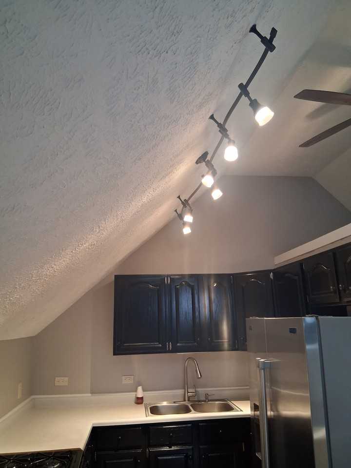 4 N Anderson St #1 - Photo 5 of 8