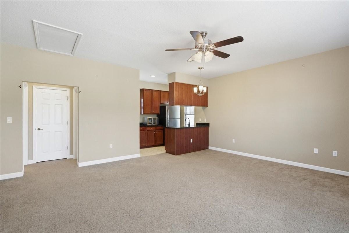 290 Westlawn Dr #1 - Photo 4 of 15