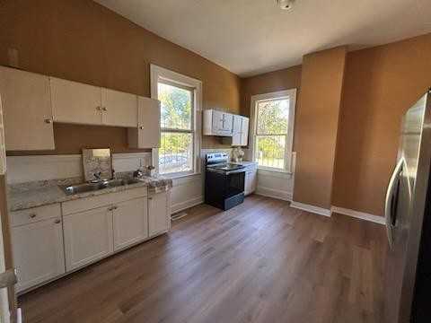 753A Leonard St #1 - Photo 2 of 9