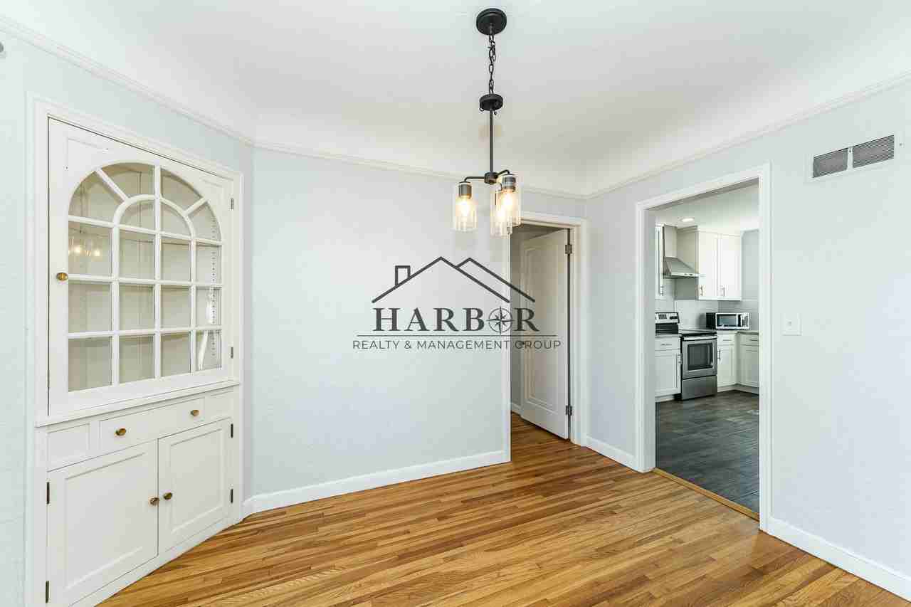 116 16th Ave Nw - Photo 6 of 23