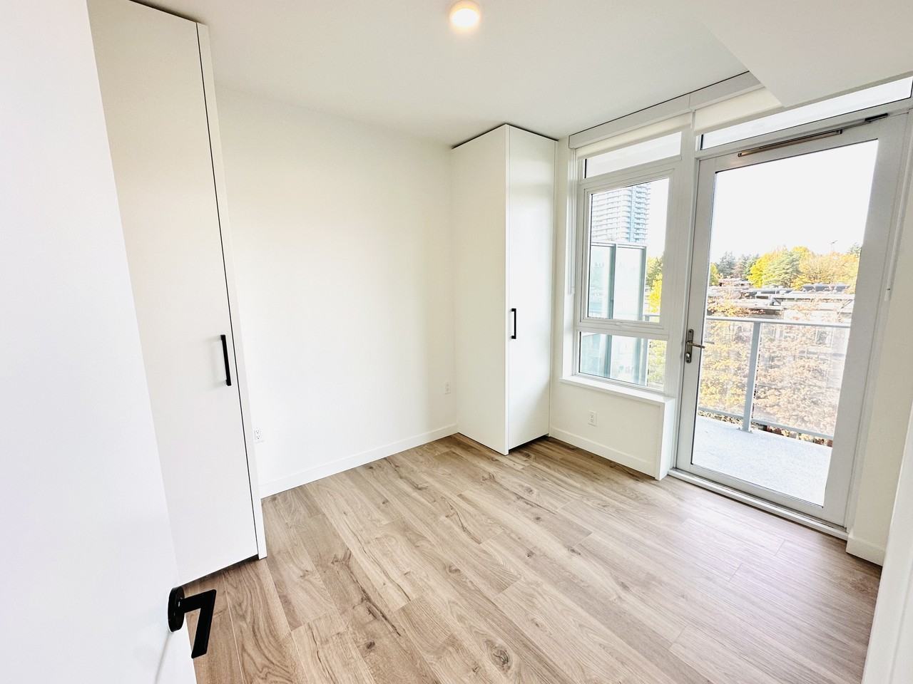 10448 University Drive #602 - Photo 6 of 16