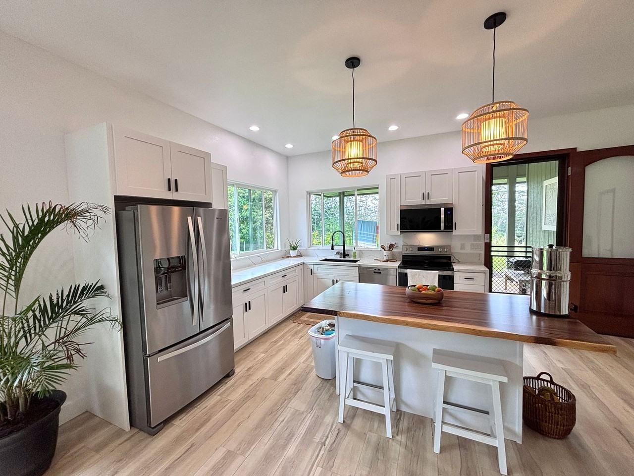 1636-B Huli Rd - Photo 7 of 19