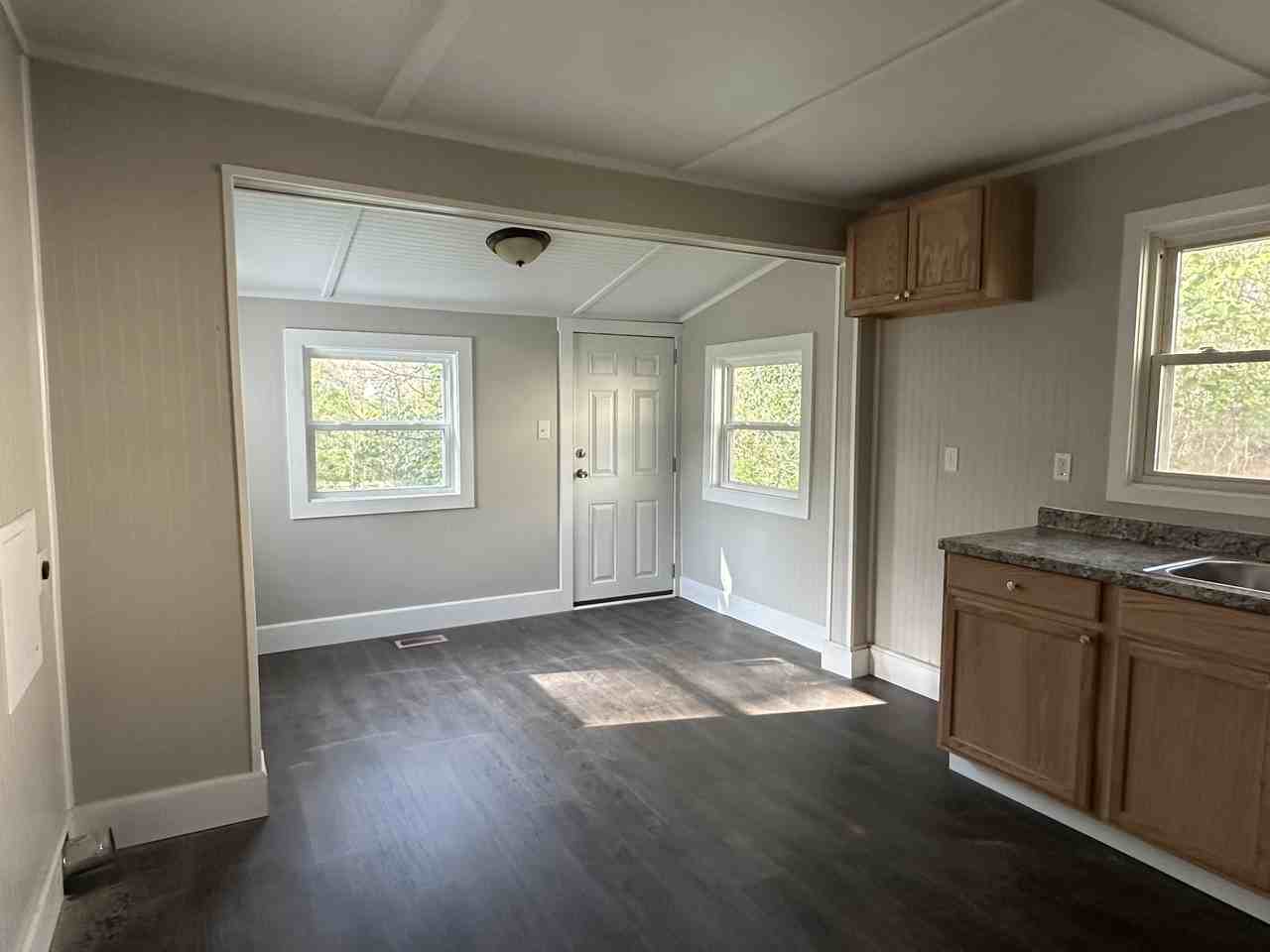 331 W Bingham St #1 - Photo 2 of 7