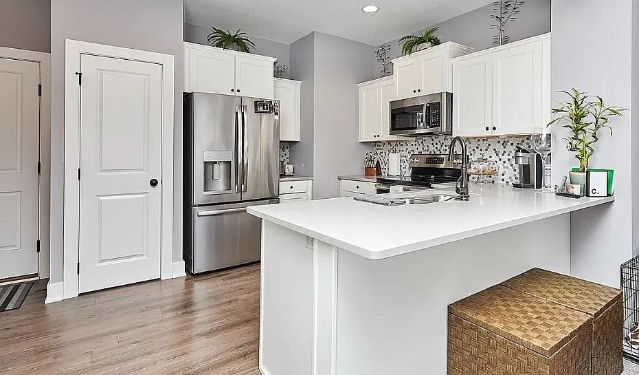 1139 S 91st St #0 - Photo 3 of 10