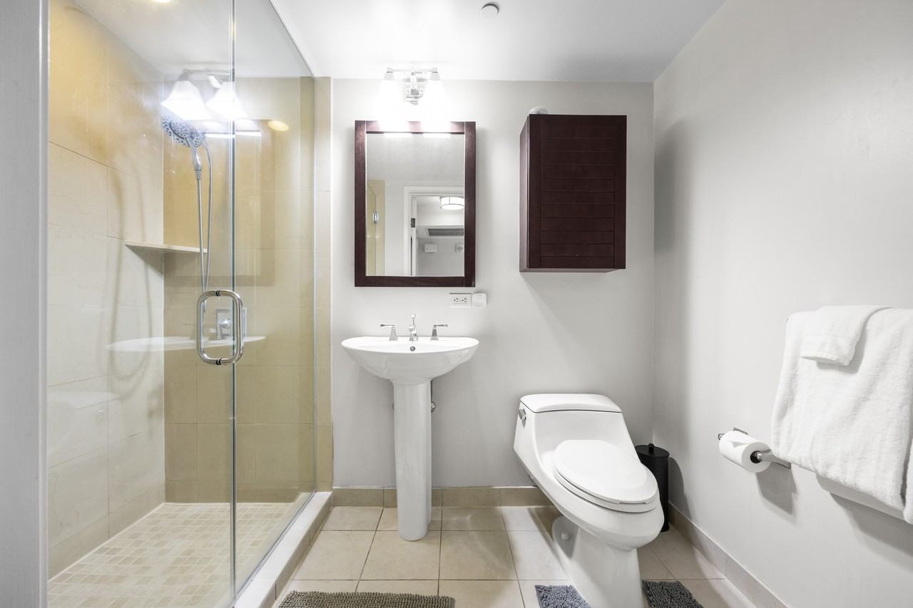 1551 Ala Wai Blvd #3404 - Photo 4 of 12