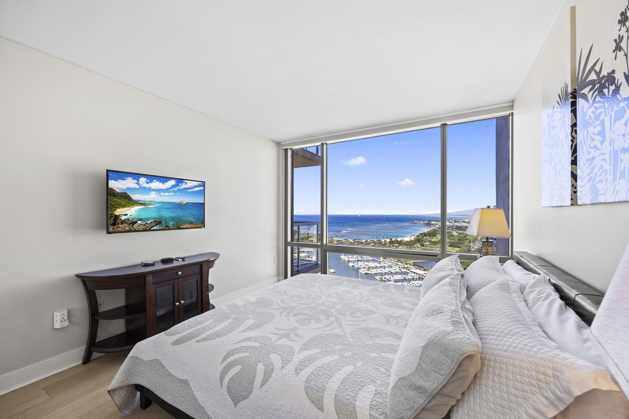 1551 Ala Wai Blvd #3404 - Photo 6 of 12