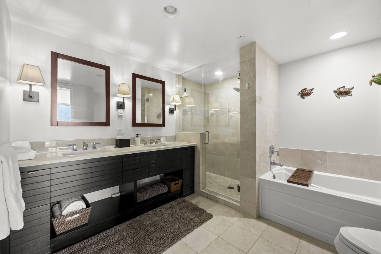 1551 Ala Wai Blvd #3404 - Photo 7 of 12