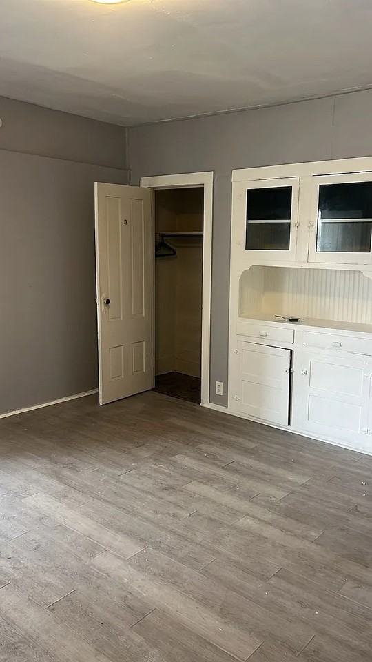 414 E Ash stUnit 3 #3 - Photo 7 of 9