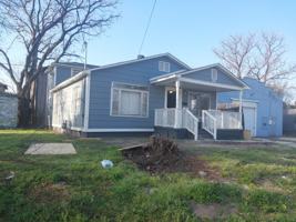 featured image of 310 E 13th St