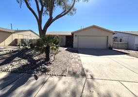 featured image of 2741 W Firebrook Rd #1