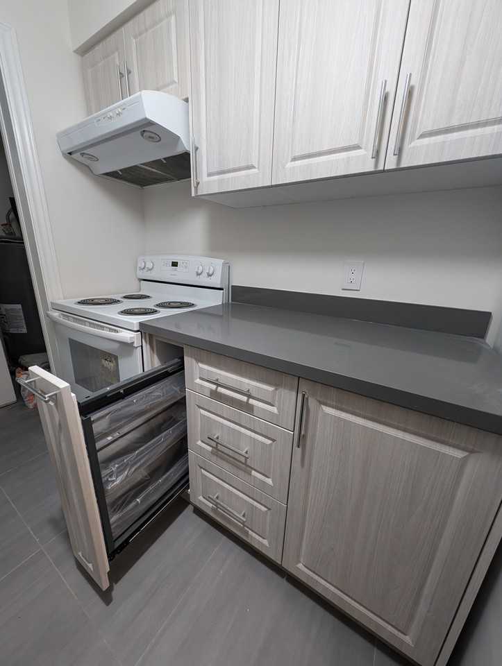 189 Lake Driveway W #207 - Photo 3 of 17