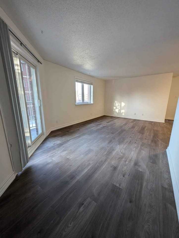 189 Lake Driveway W #207 - Photo 7 of 17