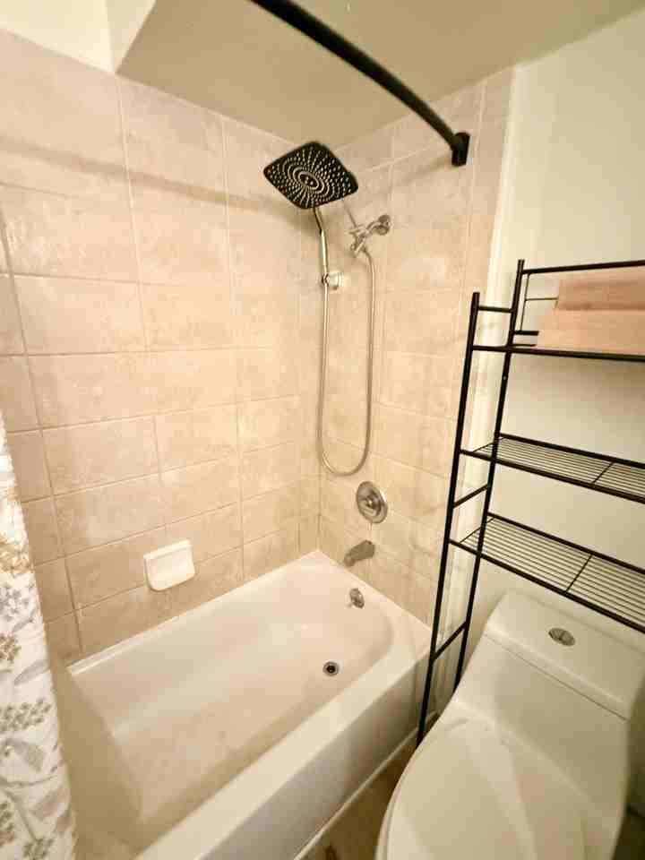 1617 Clark St #404 - Photo 6 of 10