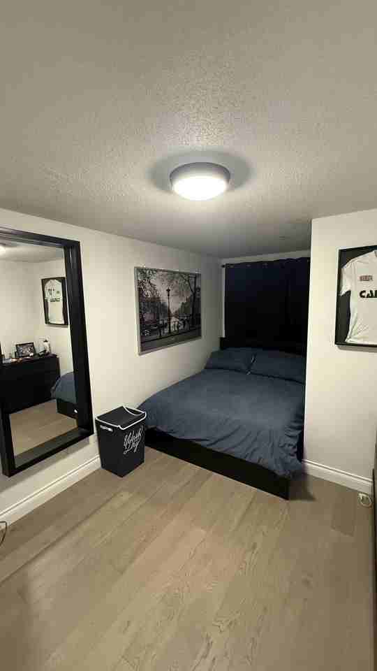 2636 E Hastings St - Photo 5 of 9