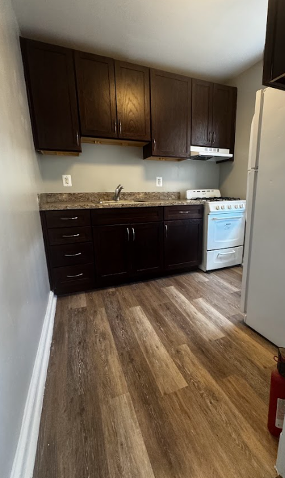 3507 Minnesota Ave Se - Photo 3 of 11