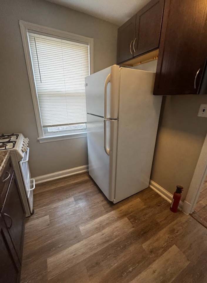 3507 Minnesota Ave Se - Photo 4 of 11