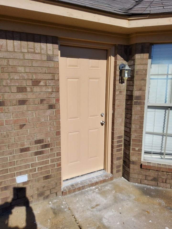 10052 Lynham Cv - Photo 6 of 36