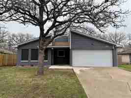 featured image of 1005 San Saba Dr