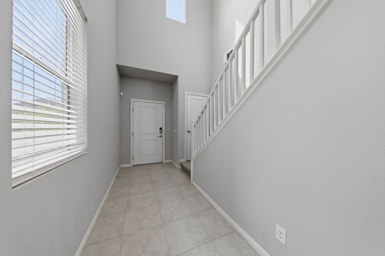 9936 Topaz Peak Ct - Photo 3 of 38