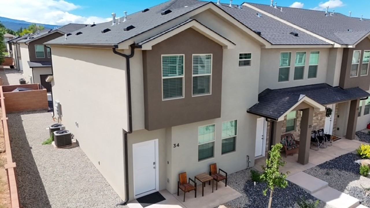 498 W 1225 N #34 - Photo 2 of 16
