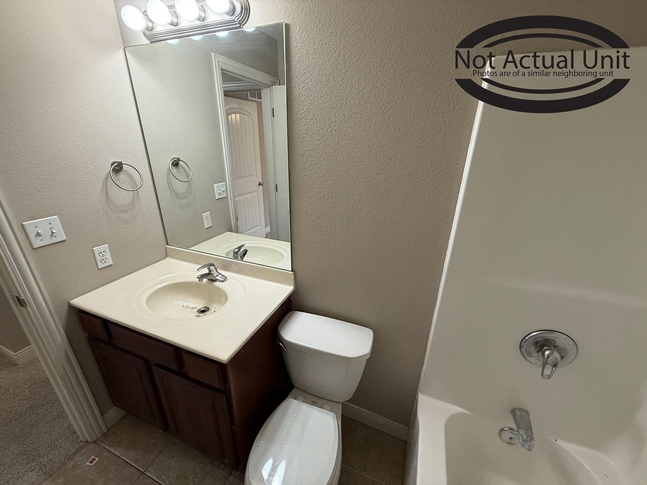 7455 Noah Ct - Photo 5 of 30