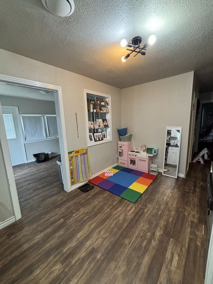 505 W Church Ave - Photo 4 of 15