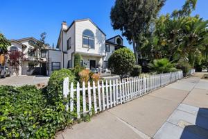 featured image of 1934 1/2 Thomas Ave