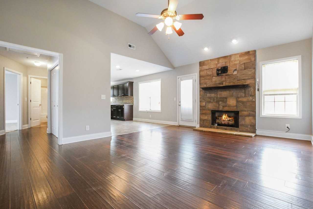 1290 Snowball Ln - Photo 2 of 20