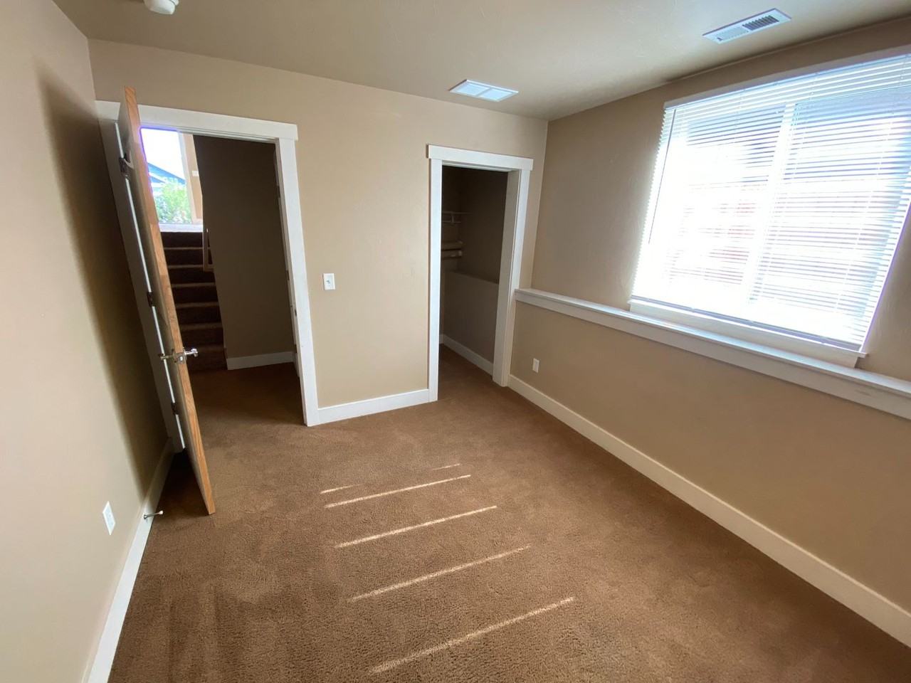 1893 Brisk Ct - Photo 4 of 15