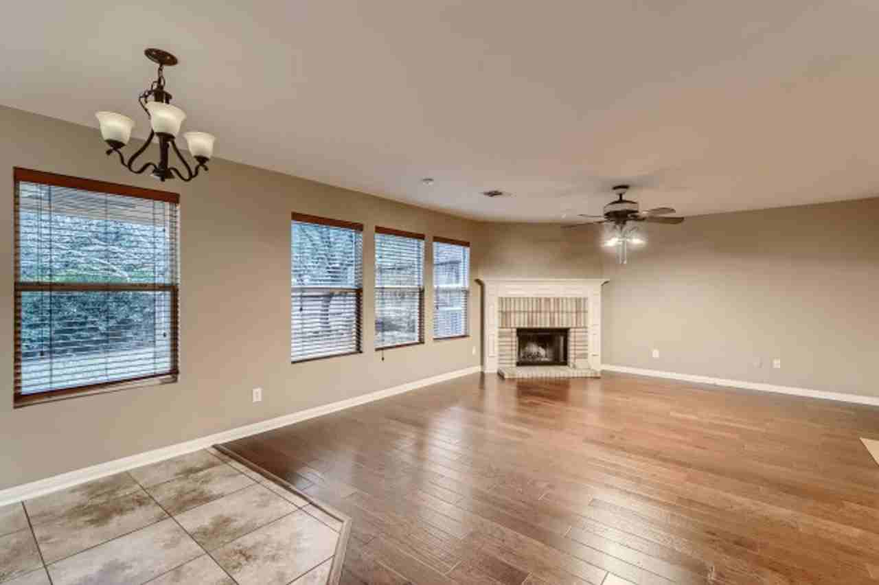 1824 Cambridge Blue - Photo 4 of 11