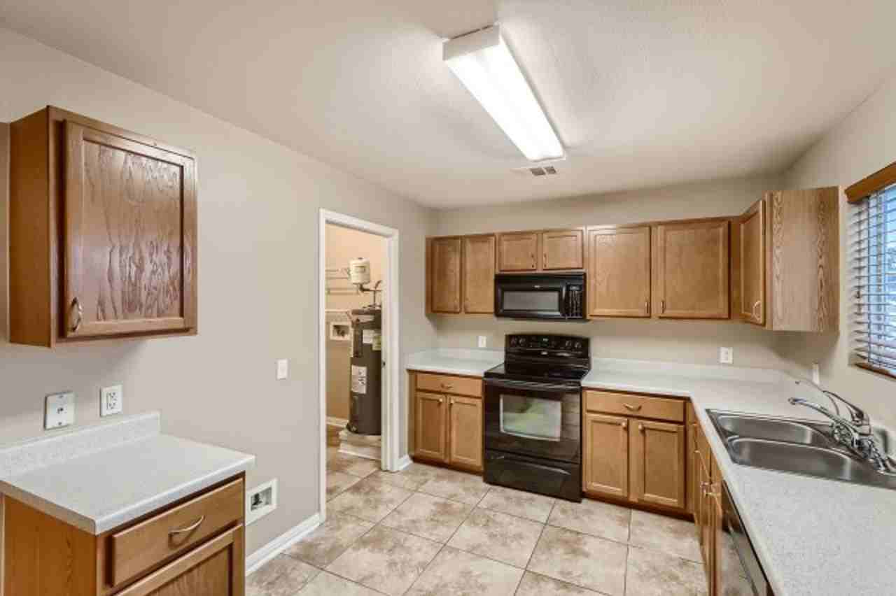 1824 Cambridge Blue - Photo 5 of 11