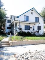 featured image of 860 Bellevue Ave