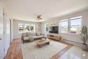 featured image of 1554 Beverly Rd