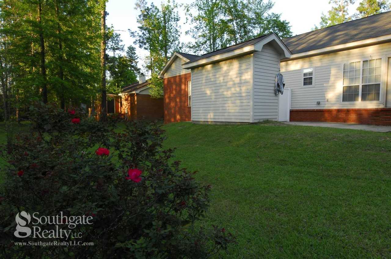 118 Westminister Dr - Photo 4 of 50