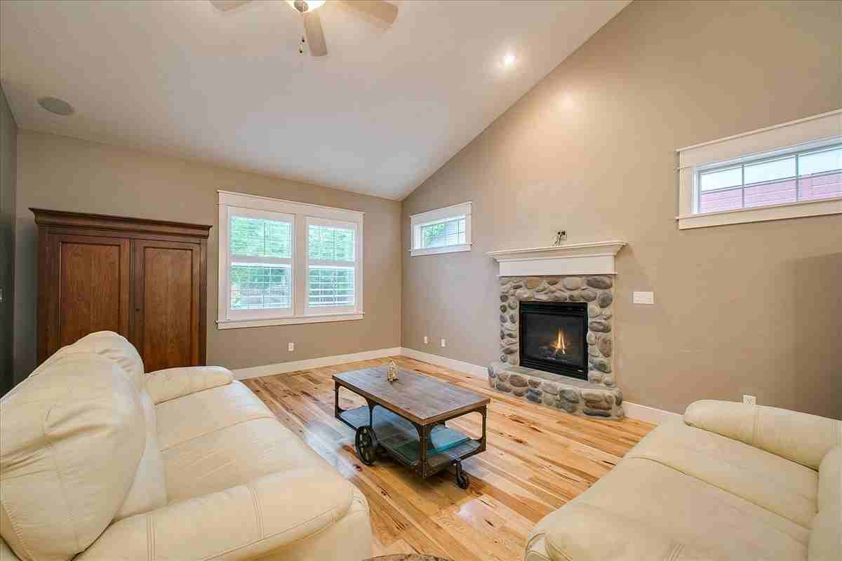 4667 W Hidden Springs Dr - Photo 5 of 37