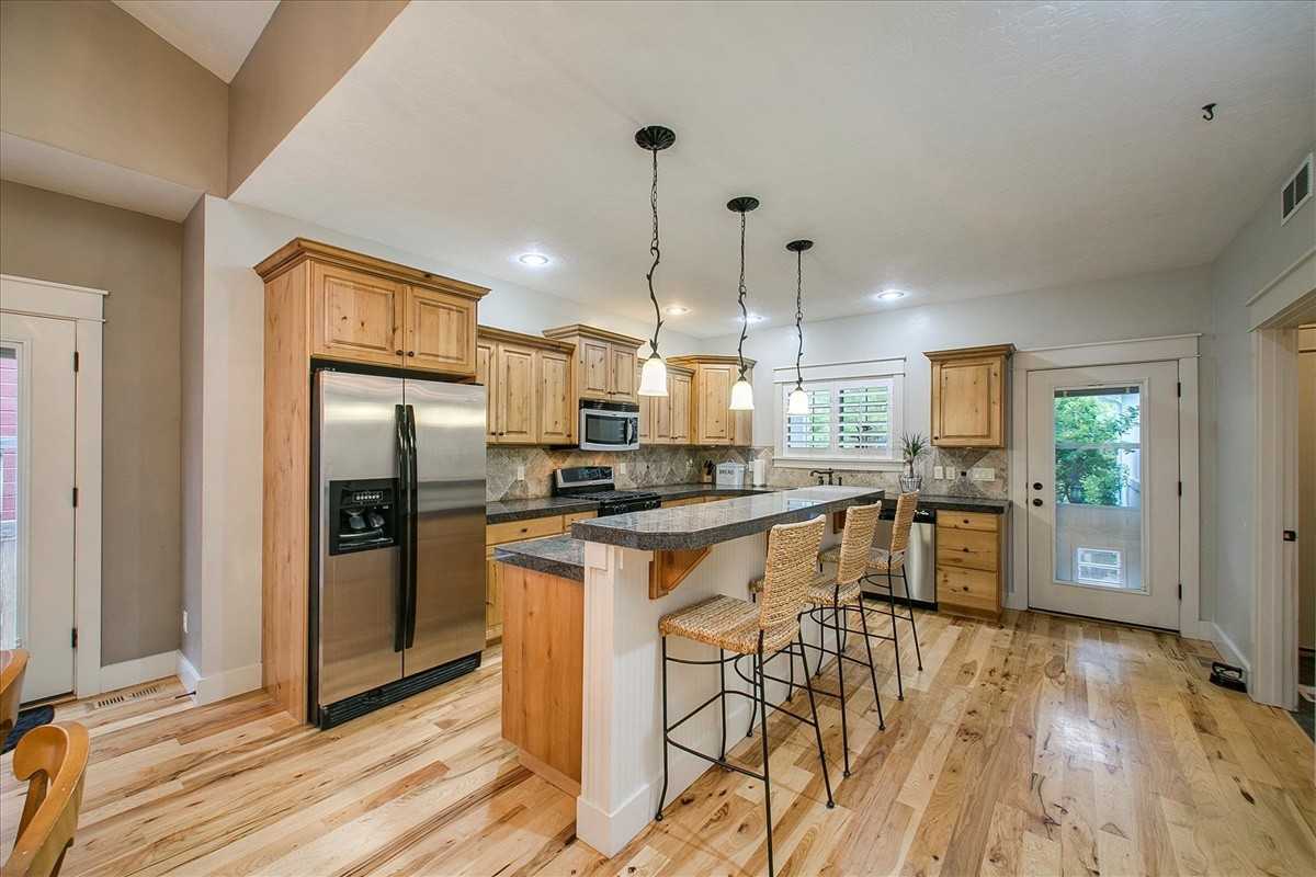 4667 W Hidden Springs Dr - Photo 7 of 37