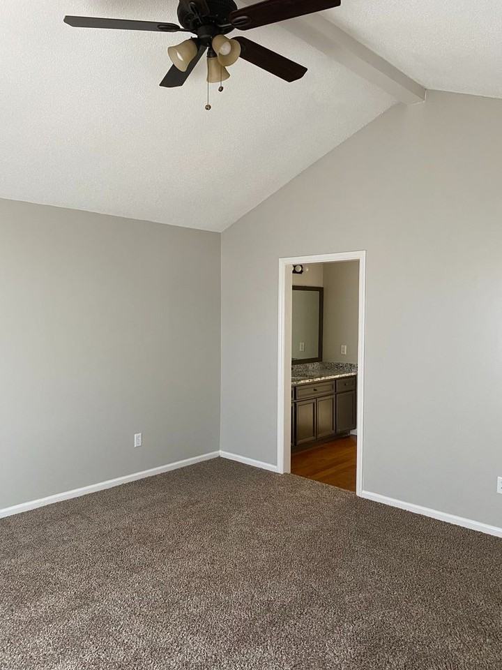 3116 Wingfield Way - Photo 6 of 15