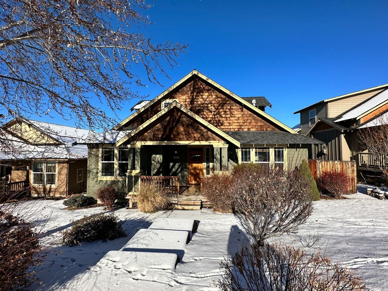 4235 Sw Rhyolite Pl - Photo 2 of 22