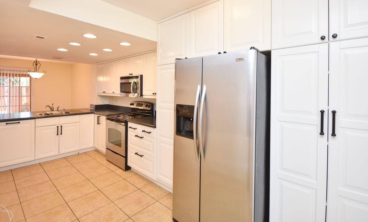 2985 Woodbury Ct - Photo 6 of 19