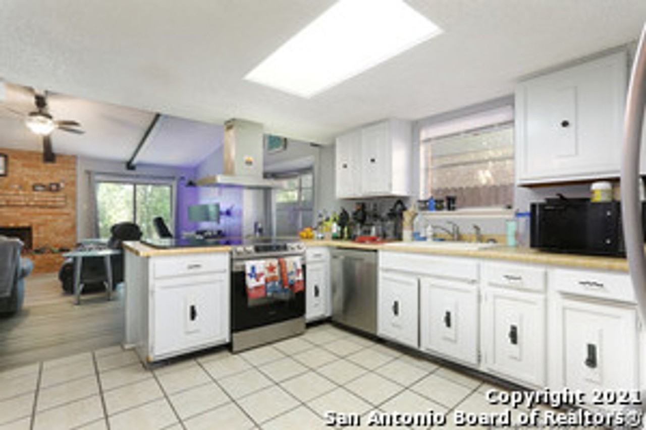 6510 Ridge Creek Dr - Photo 7 of 18