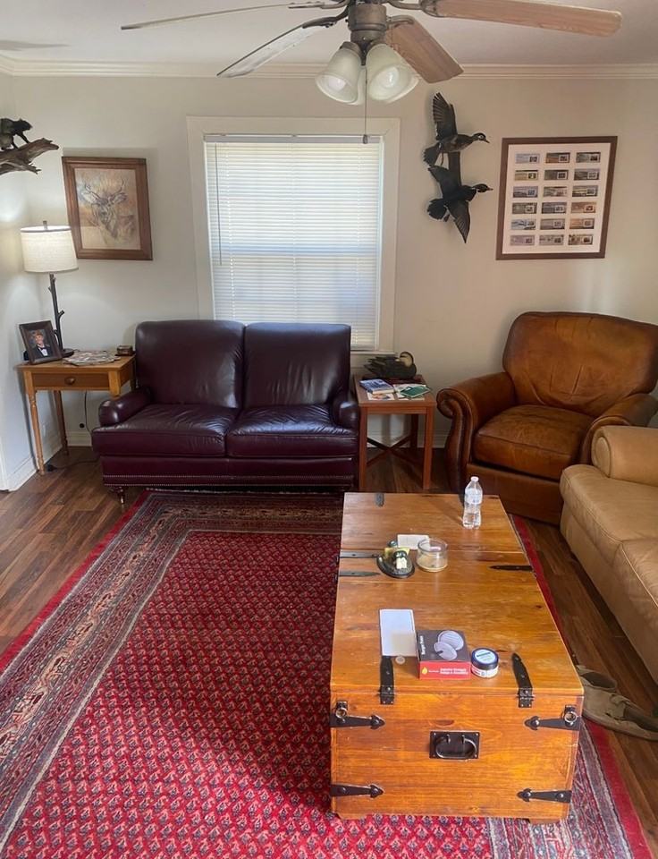 503 Overstreet Dr - Photo 4 of 8