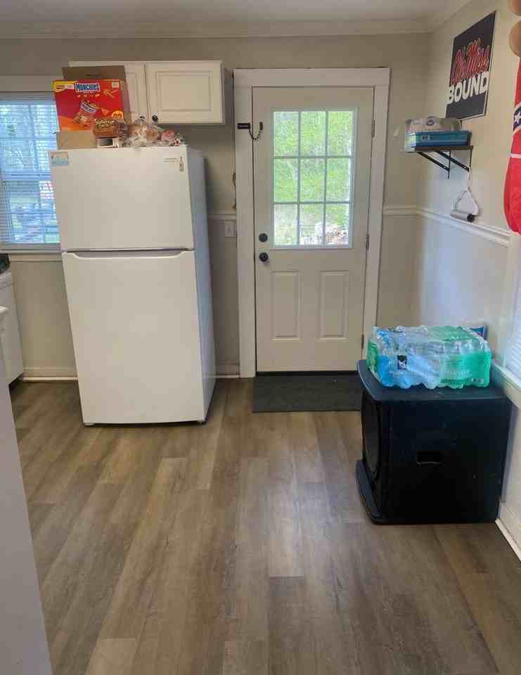 503 Overstreet Dr - Photo 6 of 8