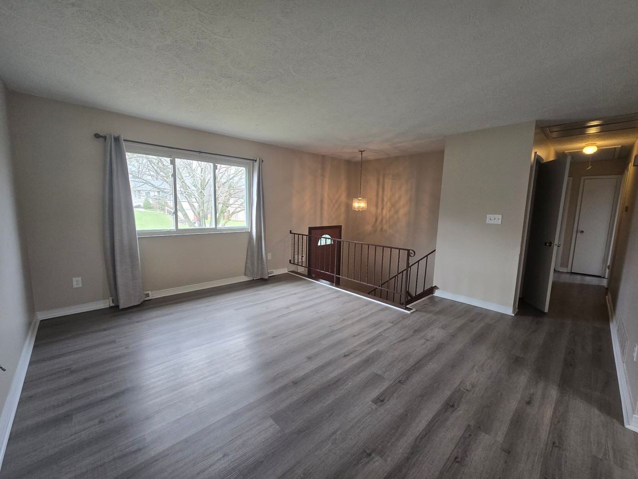 1367 Cavitt Rd - Photo 3 of 20