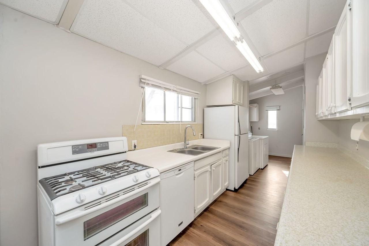 2583 S 200 W - Photo 6 of 15