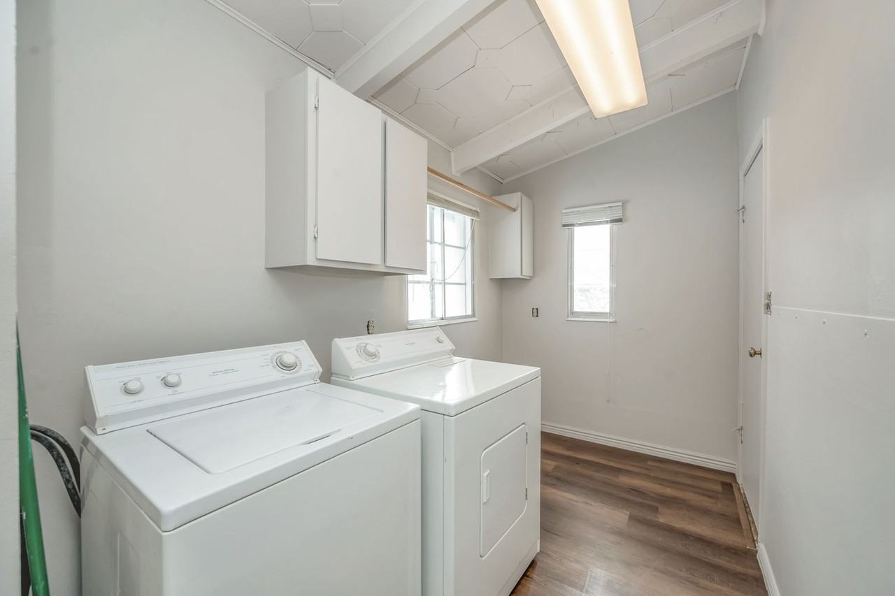 2583 S 200 W - Photo 7 of 15