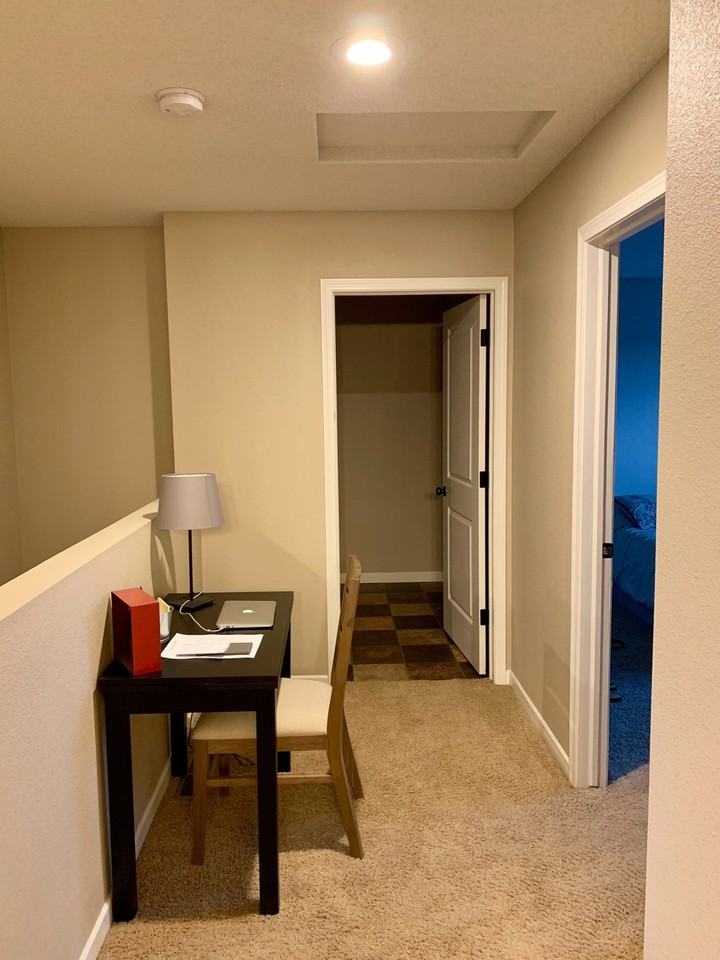 1002 E Lasalle Dr - Photo 2 of 11