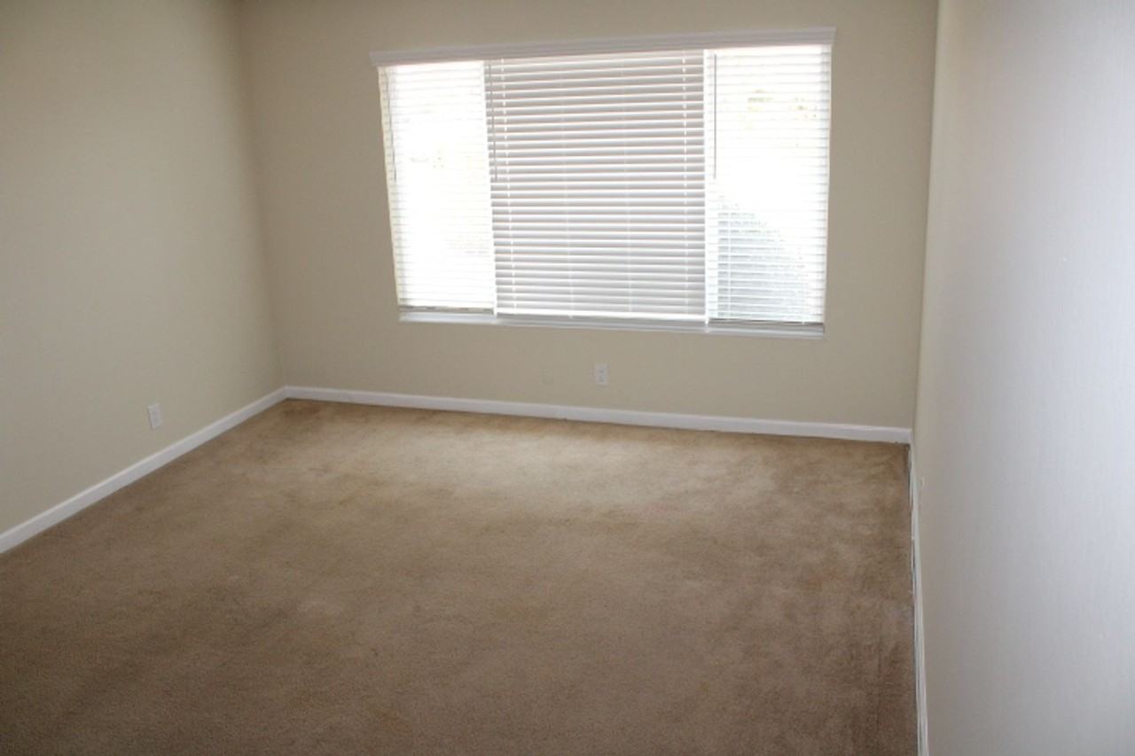 1562 Partridge Dr - Photo 2 of 28