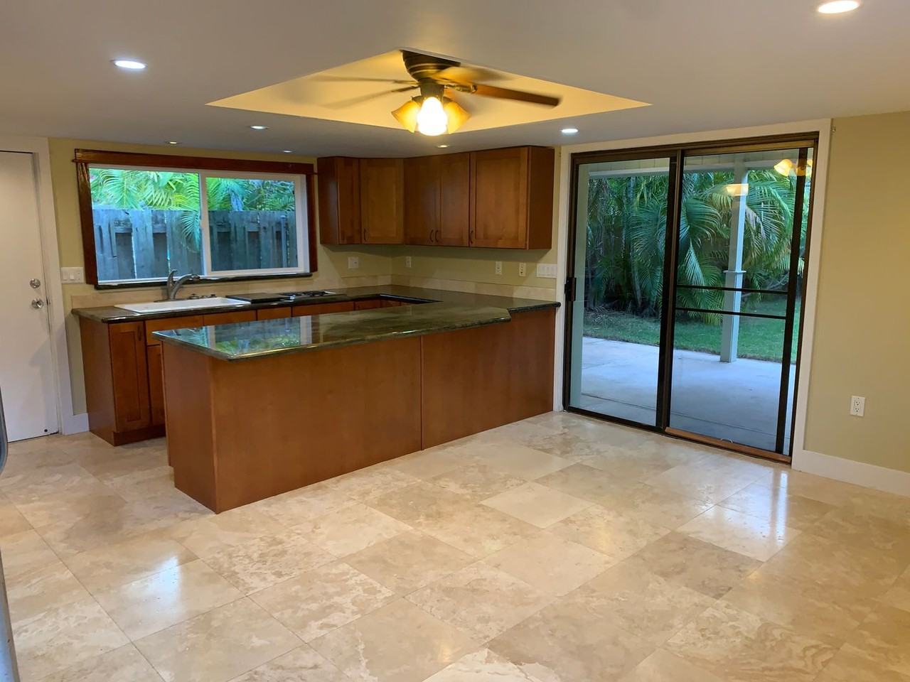 130B Ulupa St - Photo 3 of 15